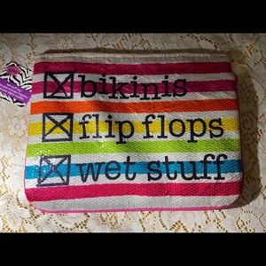 Travel bag for wet items.